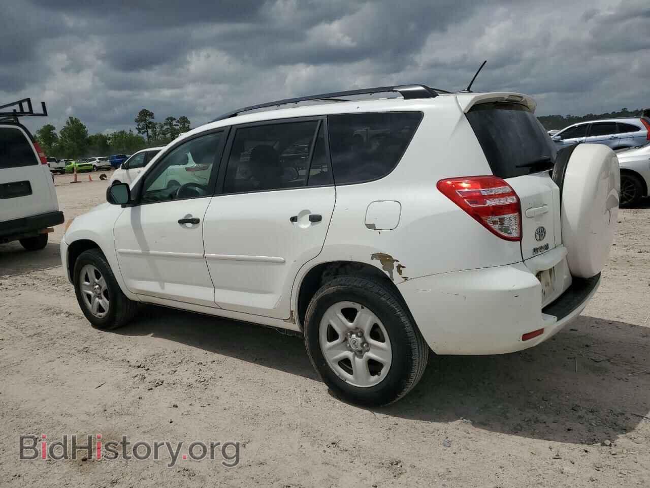 2011 TOYOTA RAV4 - VIN: 2T3BF4DV5BW104440 - Фото 2