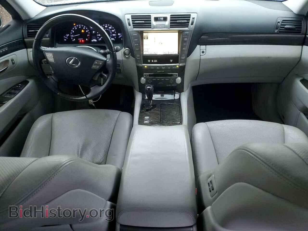 2011 LEXUS LS460 - VIN: JTHBL5EF0B5106396 - Photo 8