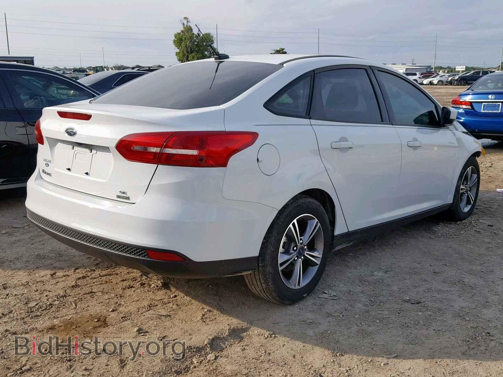 2018 FORD FOCUS - VIN: 1FADP3FE2JL220828 - Фото 4