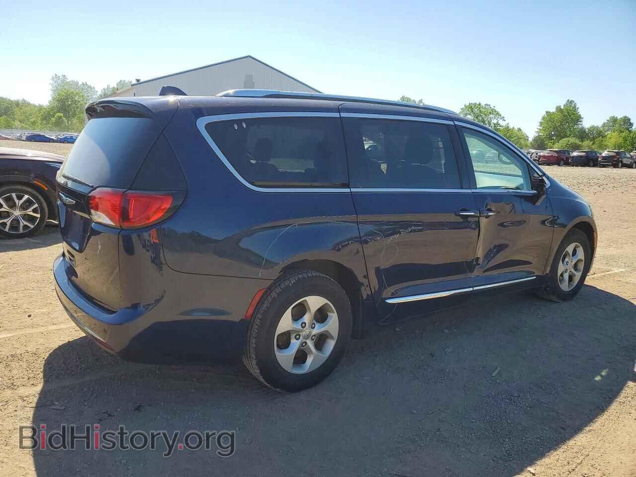 2017 CHRYSLER PACIFICA - VIN: 2C4RC1EG7HR588796 - Фото 3