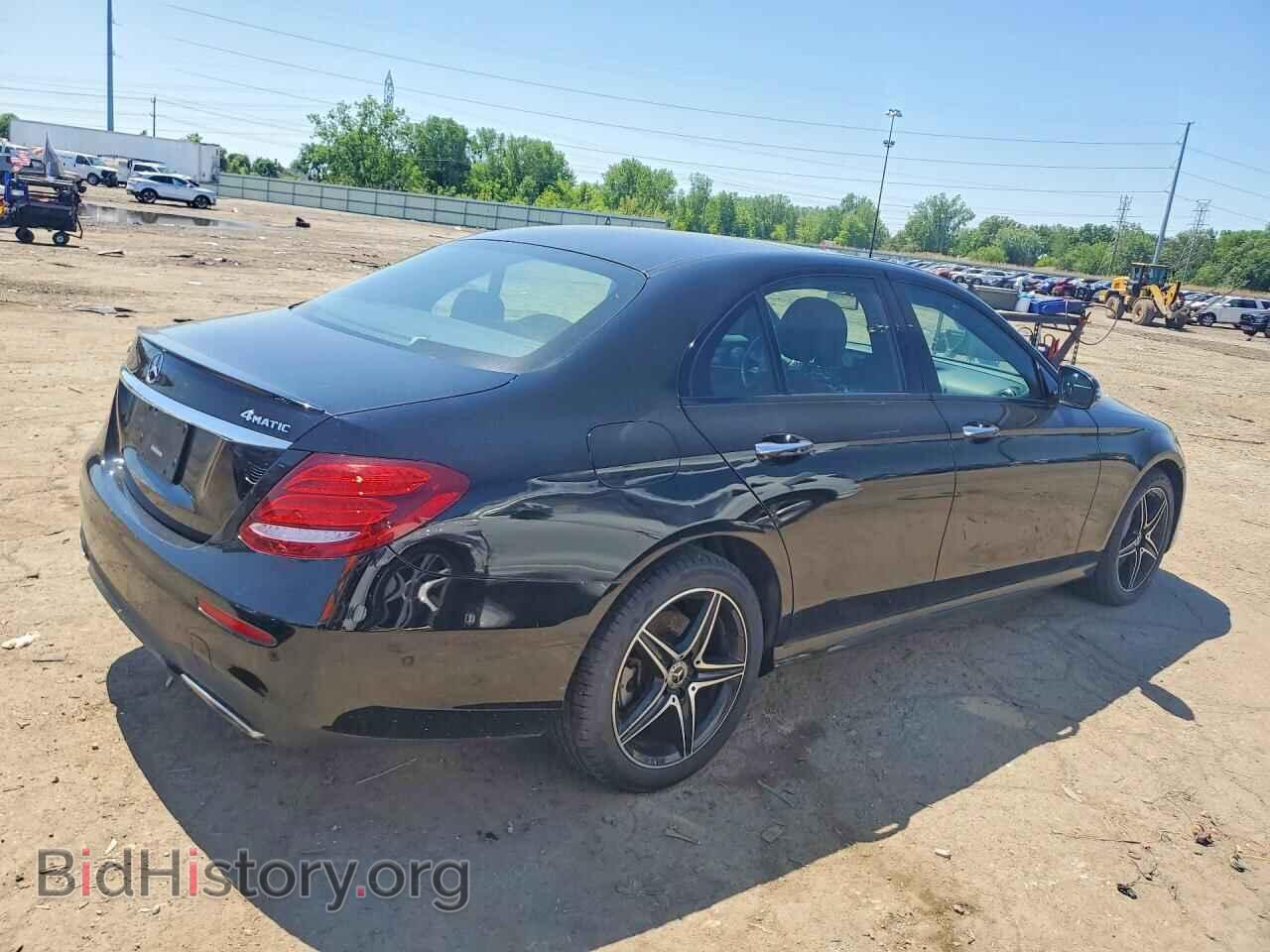 2018 MERCEDES-BENZ E-CLASS - VIN: WDDZF4KB6JA354294 - Фото 3