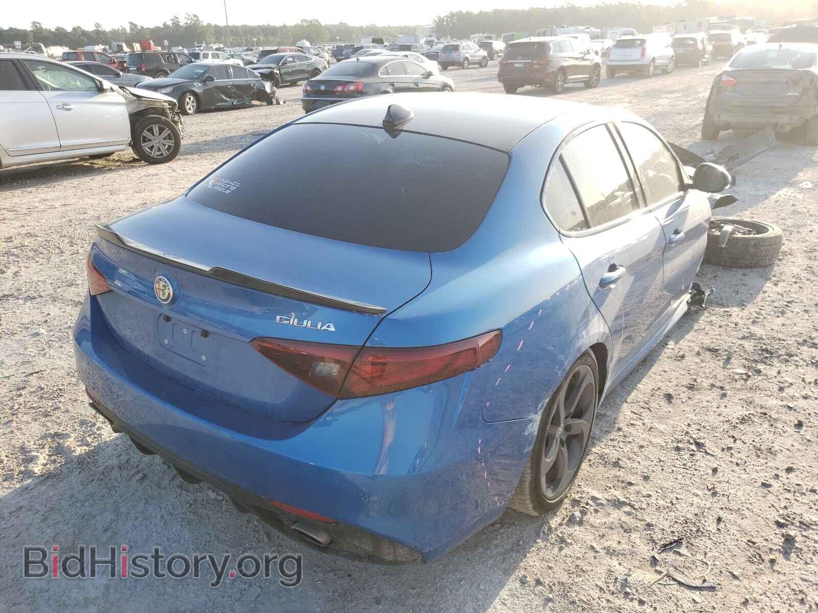2017 ALFA ROMEO GIULIA - VIN: ZARFAEBN7H7561561 - Photo 4