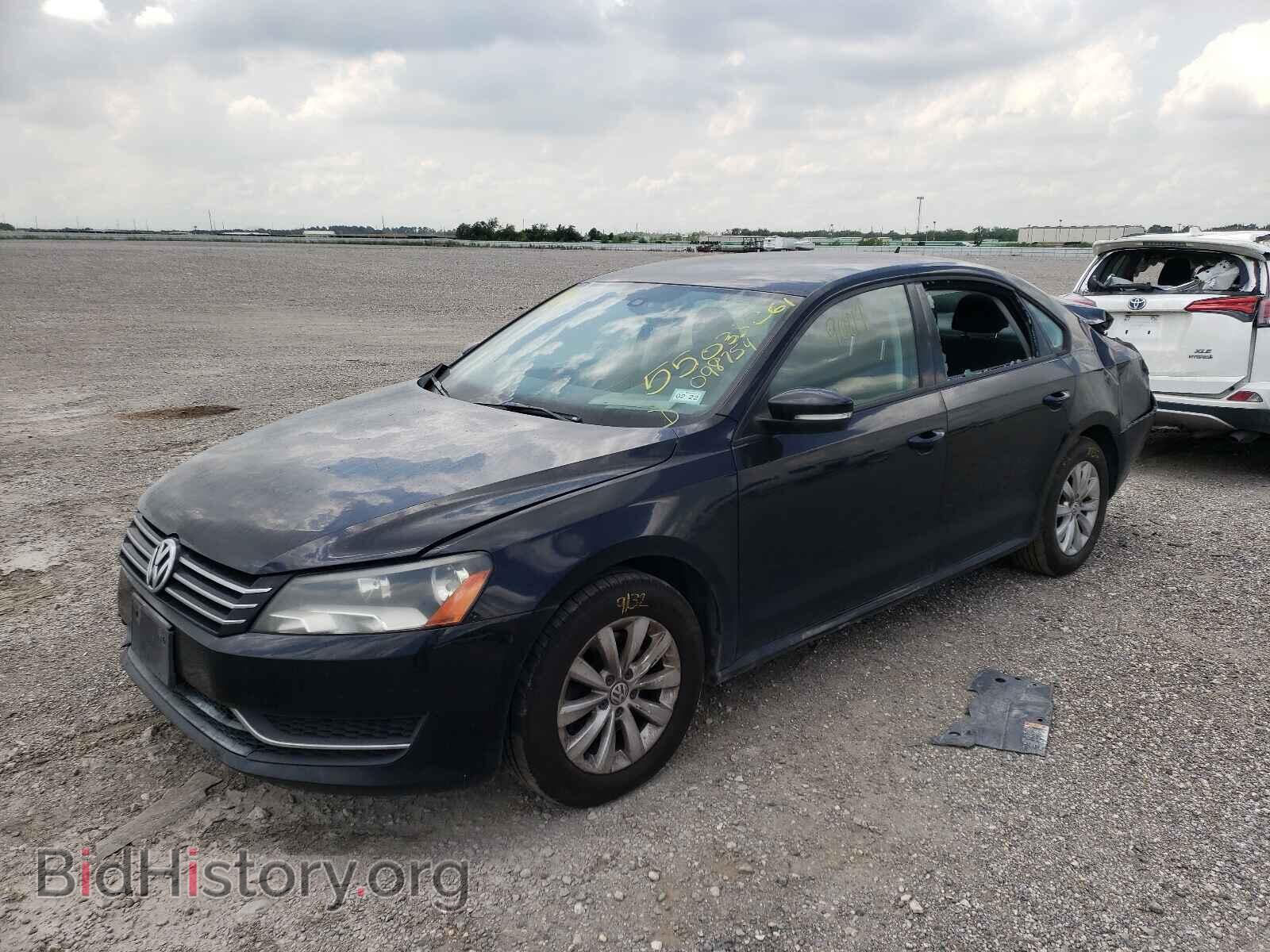 2013 VOLKSWAGEN PASSAT - VIN: 1VWAH7A30DC098754 - Photo 2