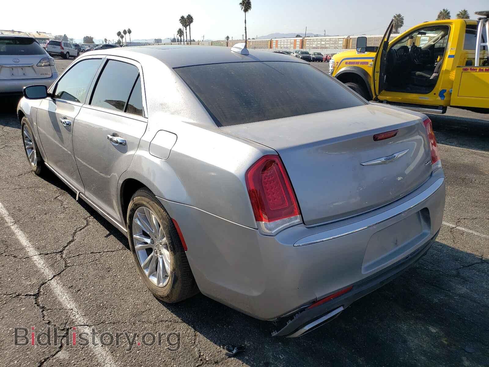 2017 CHRYSLER 300 - VIN: 2C3CCAEG0HH646103 - Фото 3