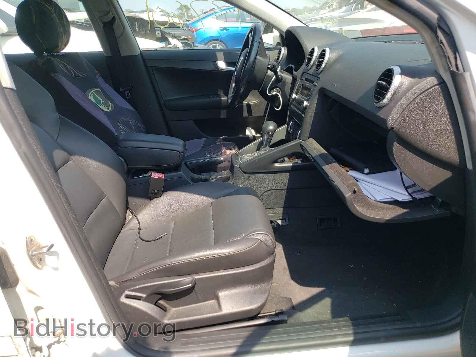 2010 AUDI A3 - VIN: WAUBEAFM9AA148750 - Фото 5