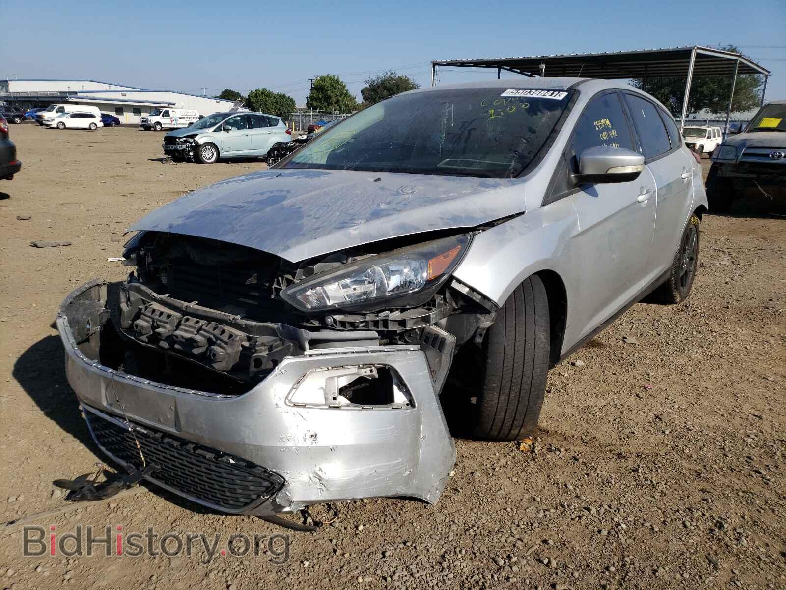 2016 FORD FOCUS - VIN: 1FADP3K29GL299466 - Фото 2