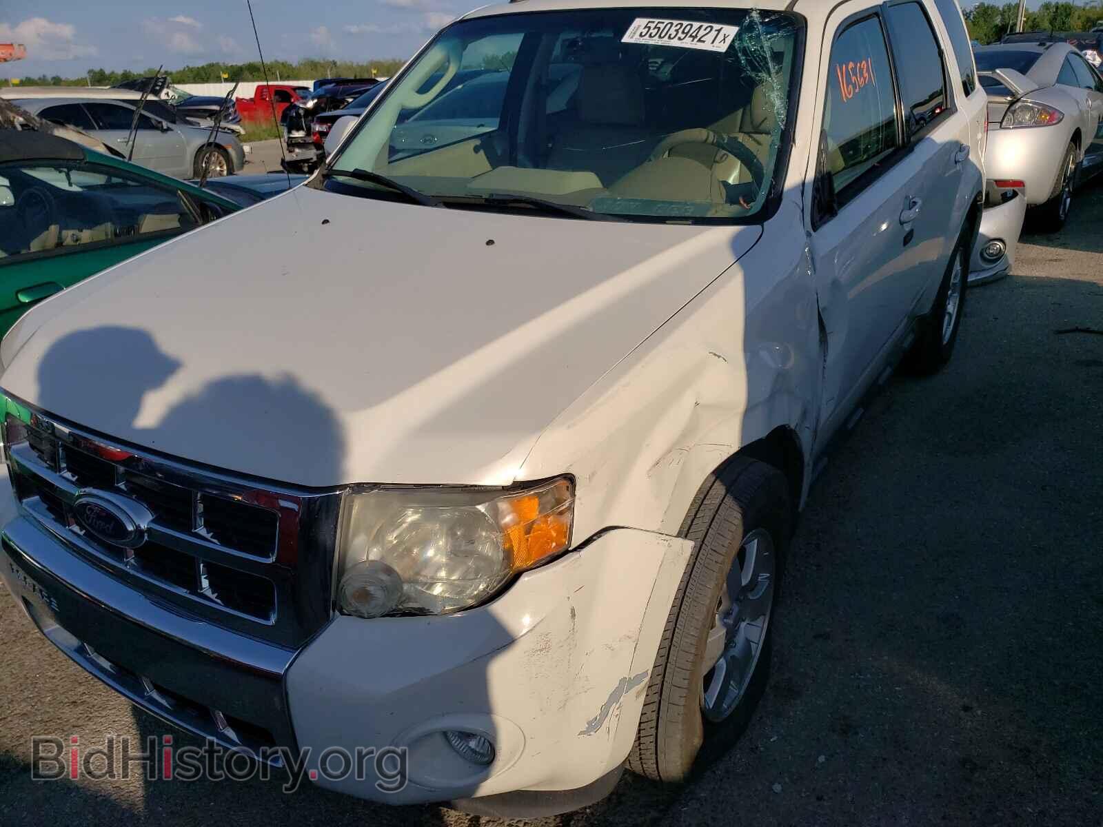 2011 FORD ESCAPE - VIN: 1FMCU0E70BKA63318 - Фото 2