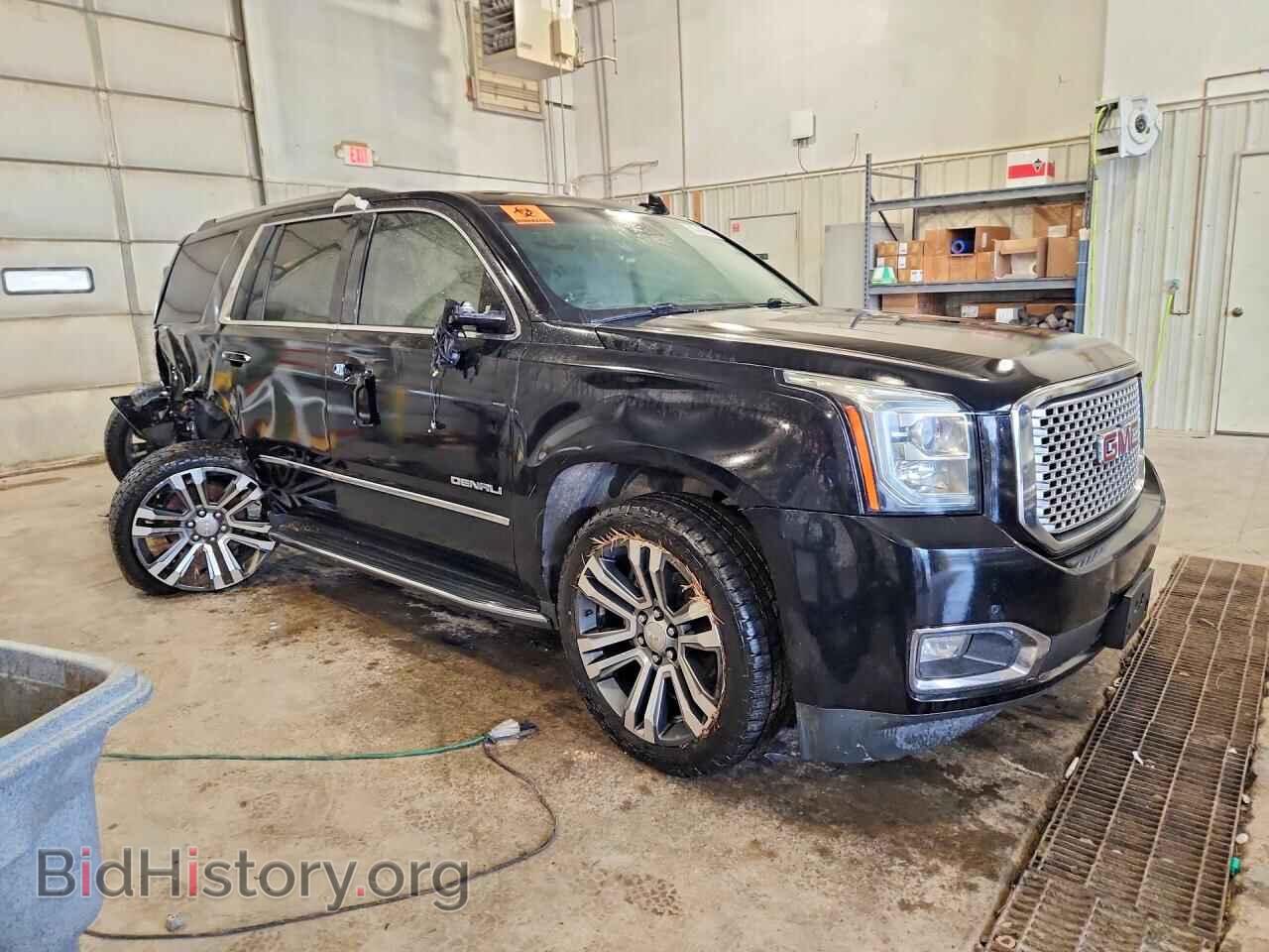 2017 GMC YUKON - VIN: 1GKS2CKJ7HR181846 - Photo 4