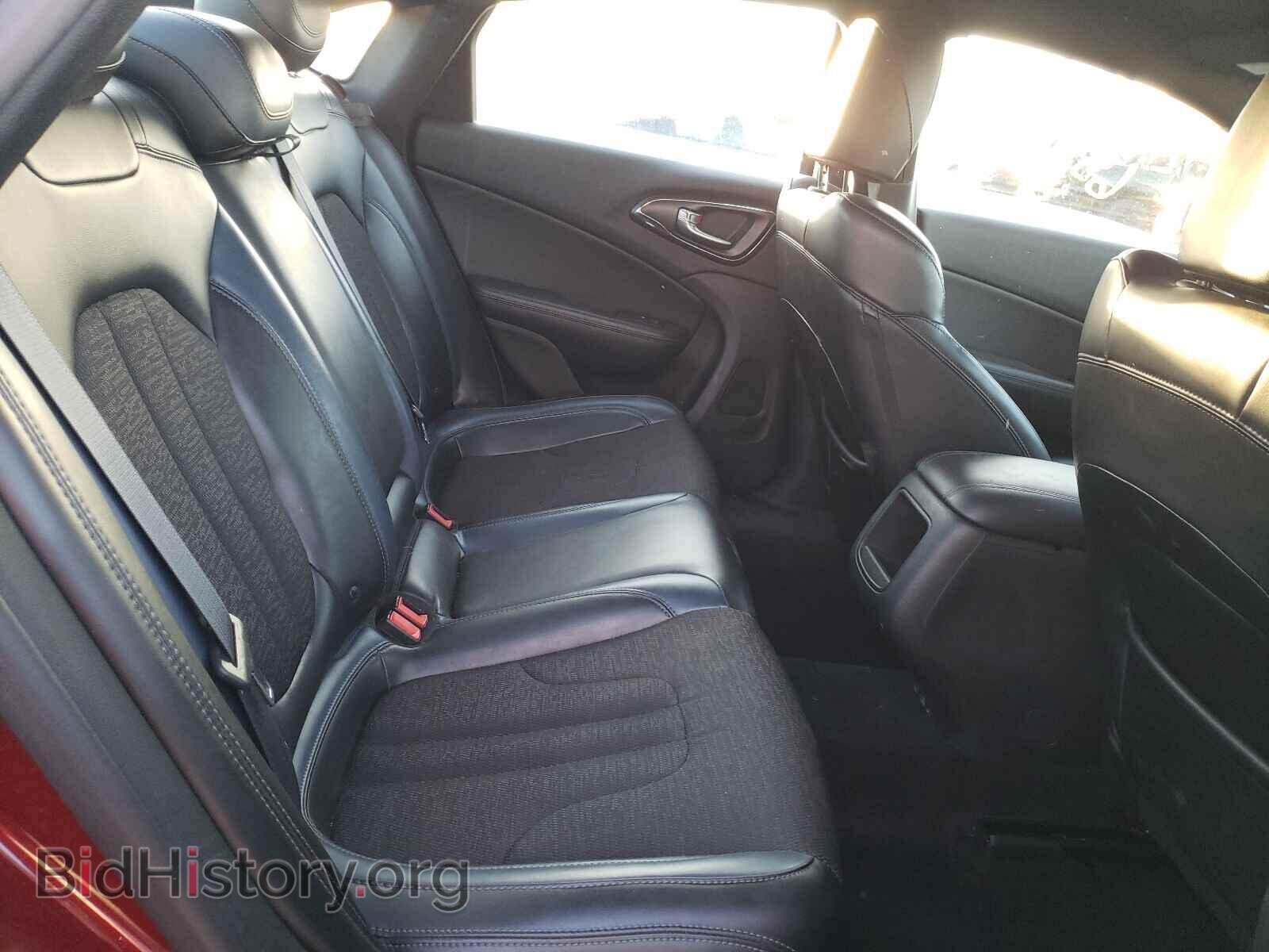 2016 CHRYSLER 200 - VIN: 1C3CCCBB2GN142937 - Фото 6