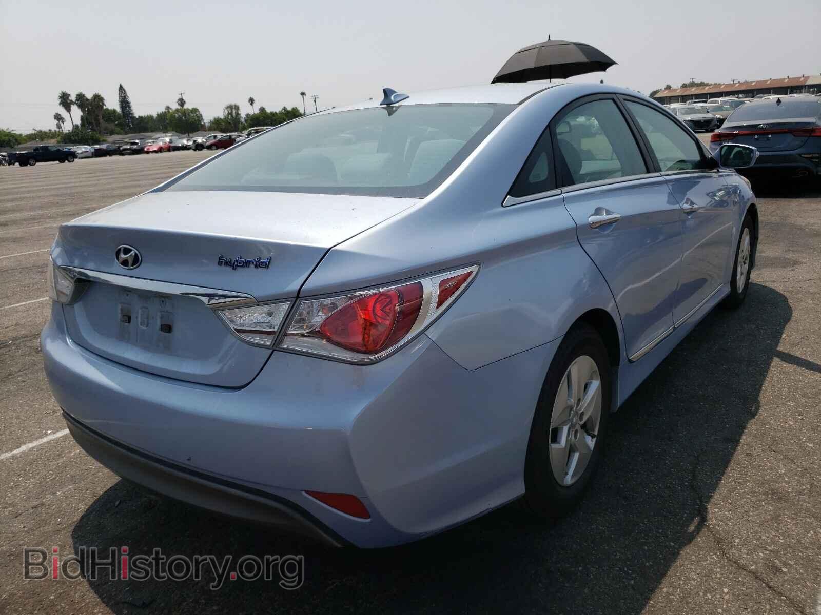 2012 HYUNDAI SONATA - VIN: KMHEC4A45CA062557 - Фото 4