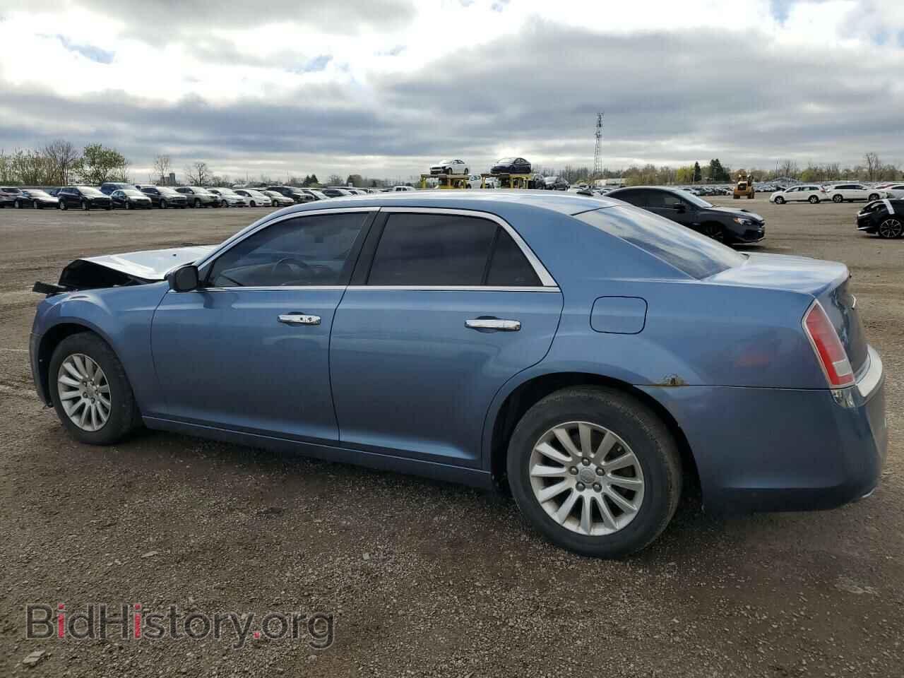 2011 CHRYSLER 300 - VIN: 2C3CA4CG7BH611690 - Фото 2