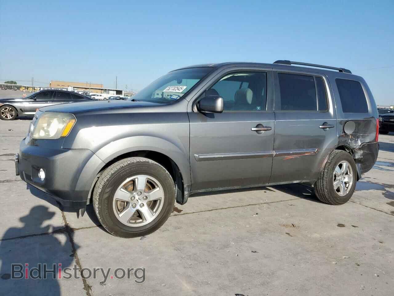 Photo 5FNYF3H53BB008133 - HONDA PILOT 2011