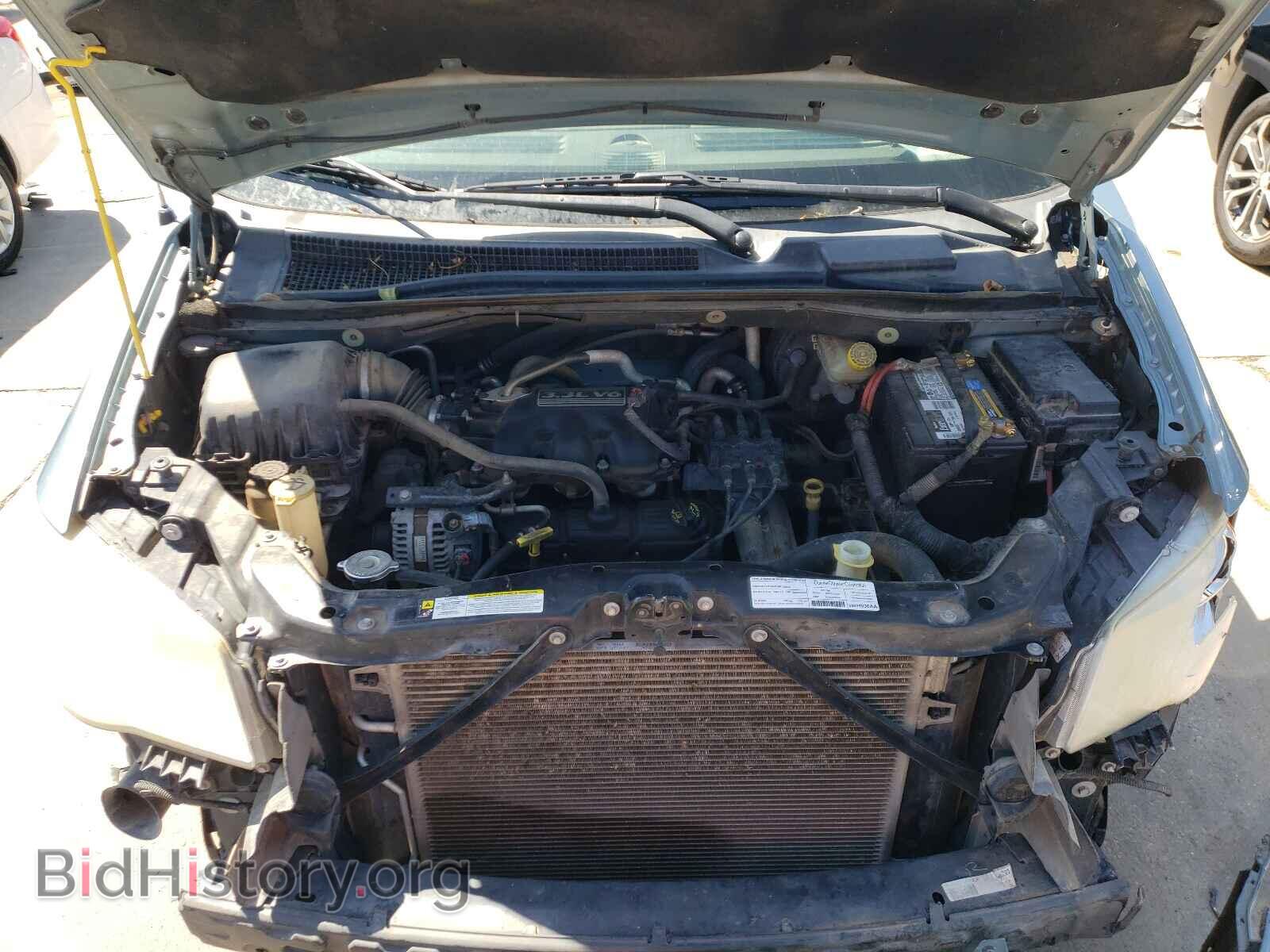 2008 CHRYSLER MINIVAN - VIN: 2A8HR44H28R134891 - Фото 7