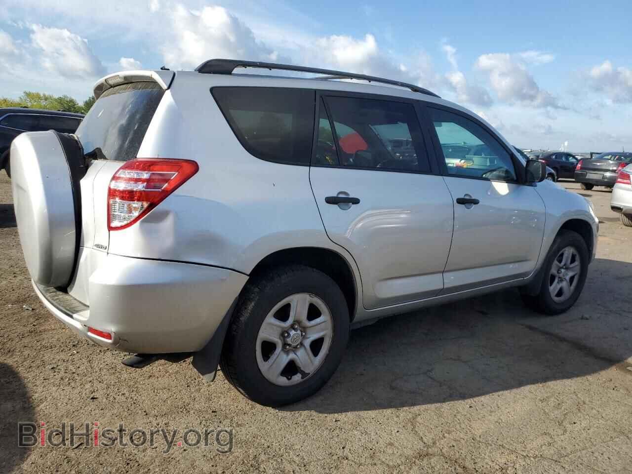 2011 TOYOTA RAV4 - VIN: 2T3BF4DV6BW136152 - Фото 3