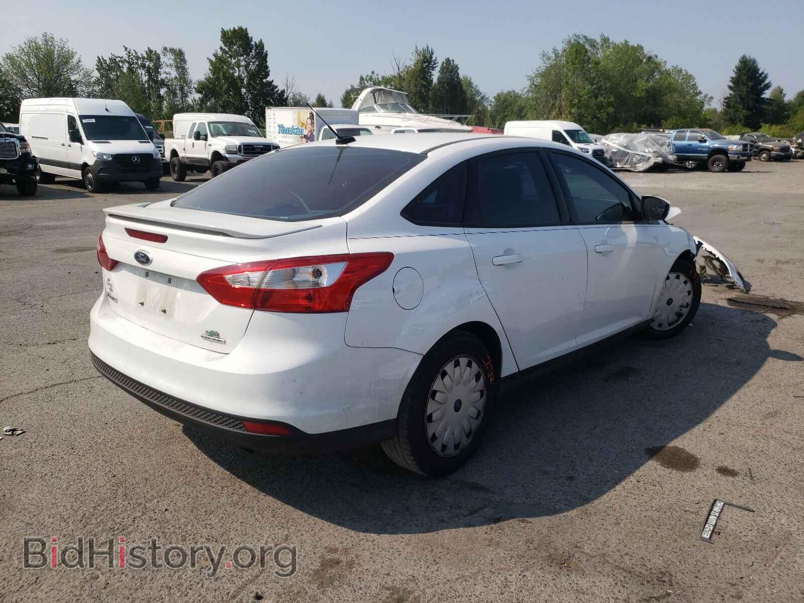 2012 FORD FOCUS - VIN: 1FAHP3F2XCL435982 - Photo 4
