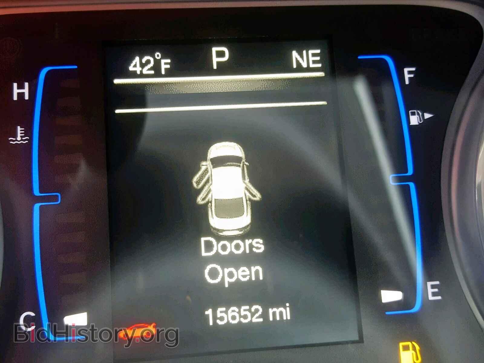 2017 CHRYSLER 200 - VIN: 1C3CCCAB2HN508690 - Фото 8
