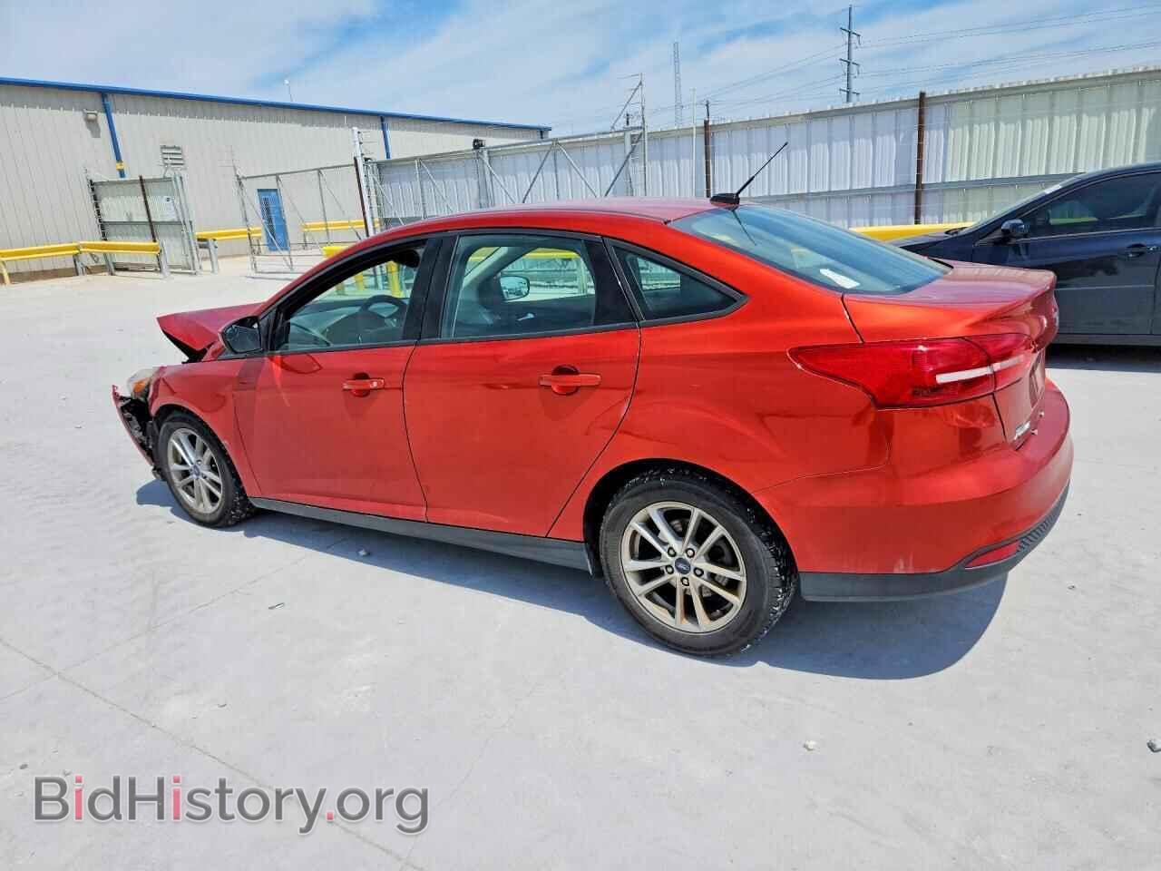 2018 FORD FOCUS - VIN: 1FADP3FE0JL286830 - Photo 2