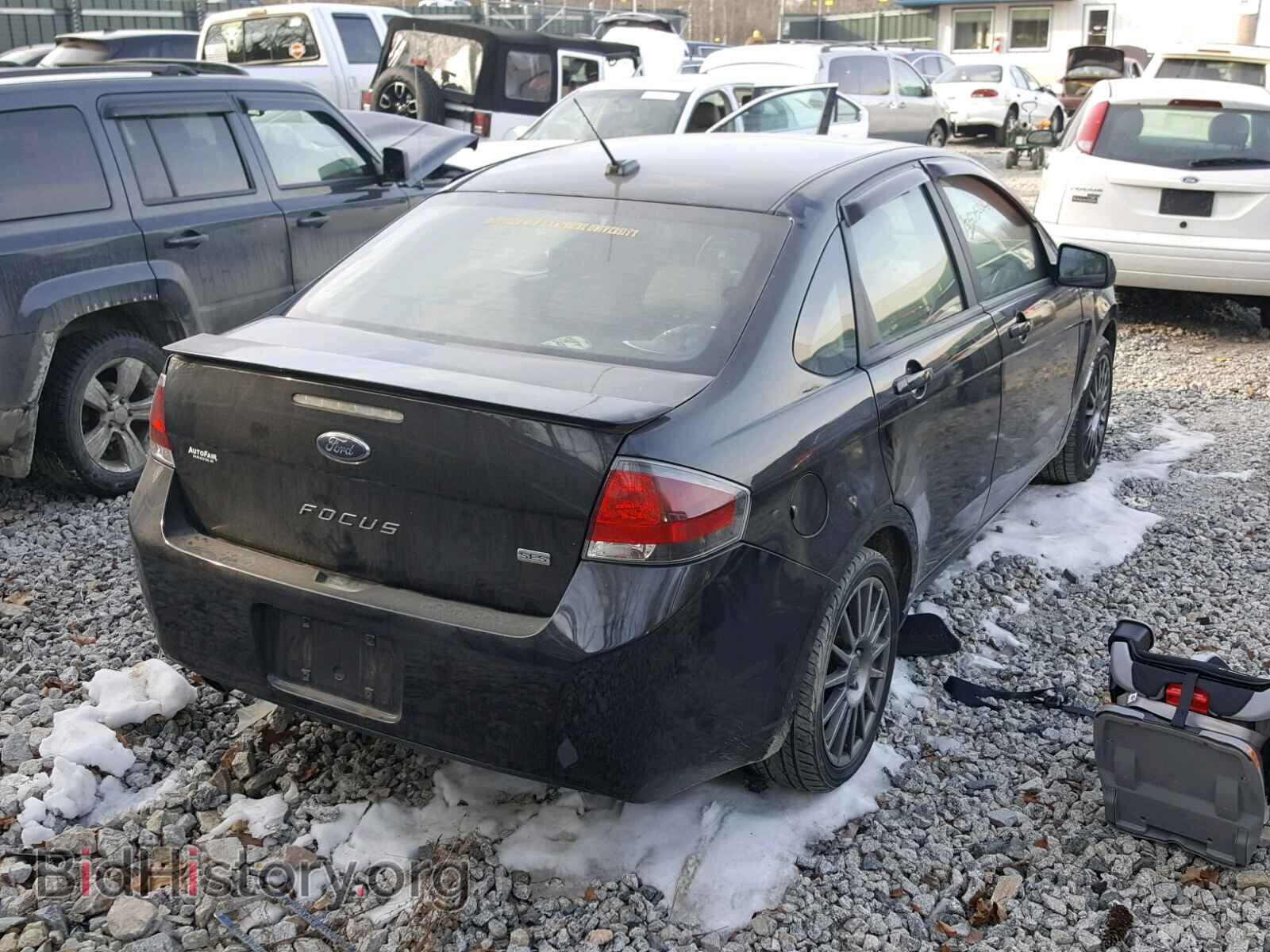 2010 FORD FOCUS - VIN: 1FAHP3GN8AW293975 - Фото 4