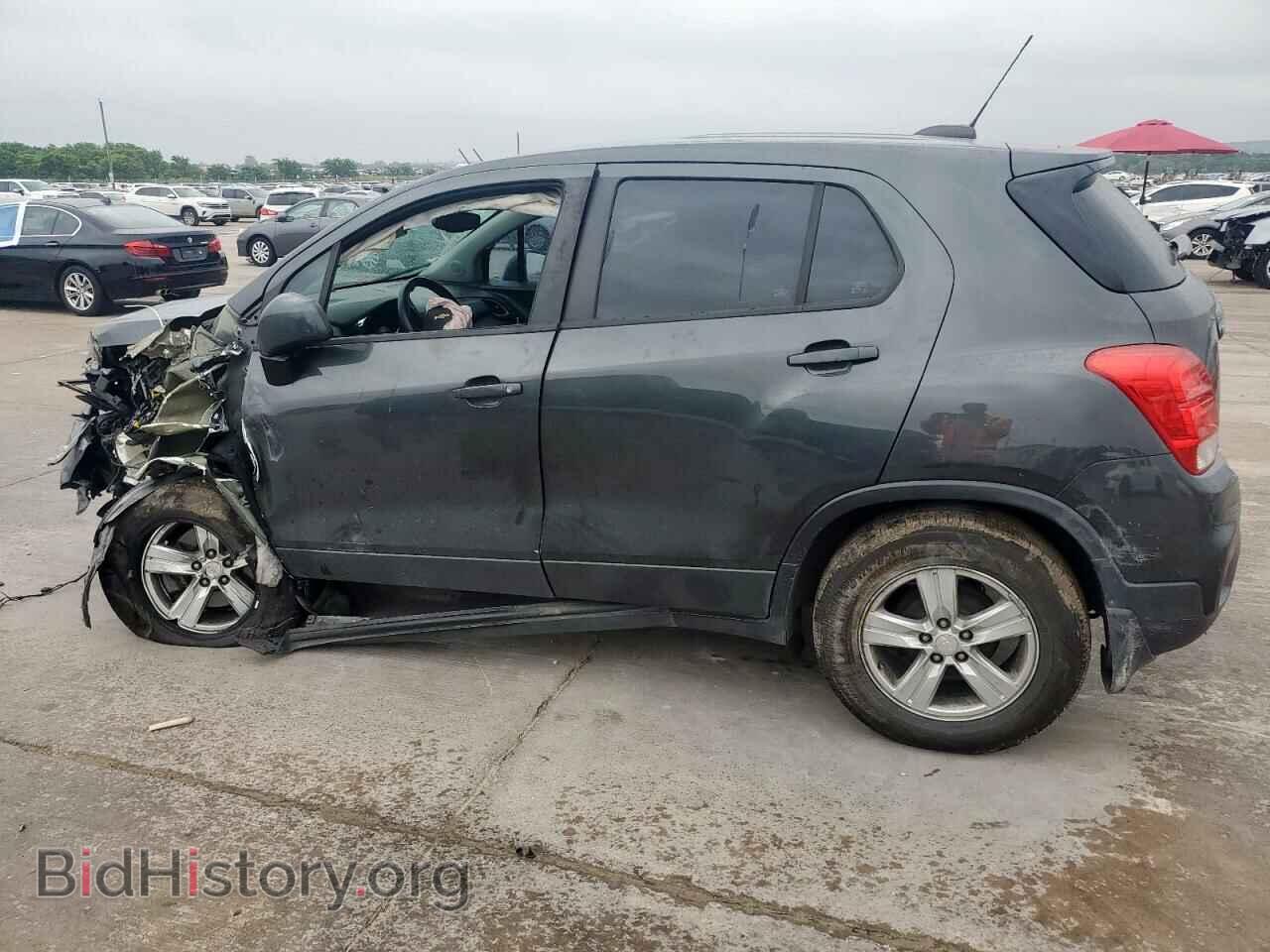 2020 CHEVROLET TRAX - VIN: 3GNCJKSB8LL112466 - Фото 2