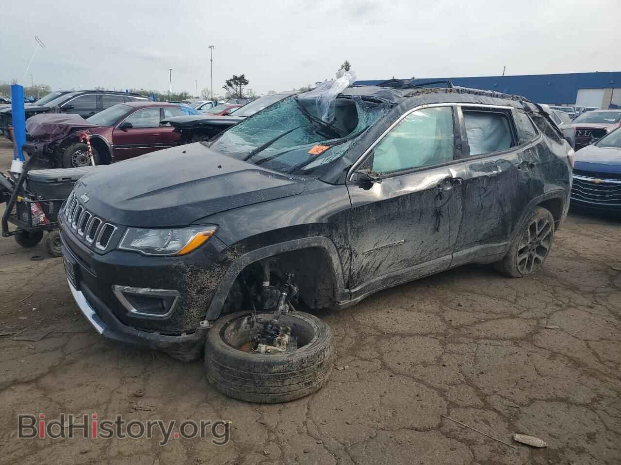 Photo 3C4NJDCB3HT674391 - JEEP COMPASS 2017