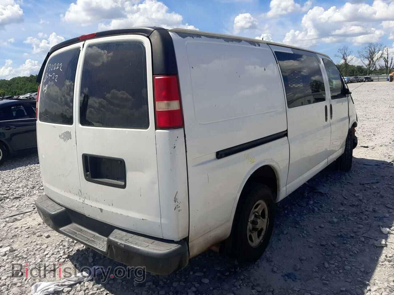 2007 CHEVROLET EXPRESS - VIN: 1GCFG15X071243183 - Фото 4