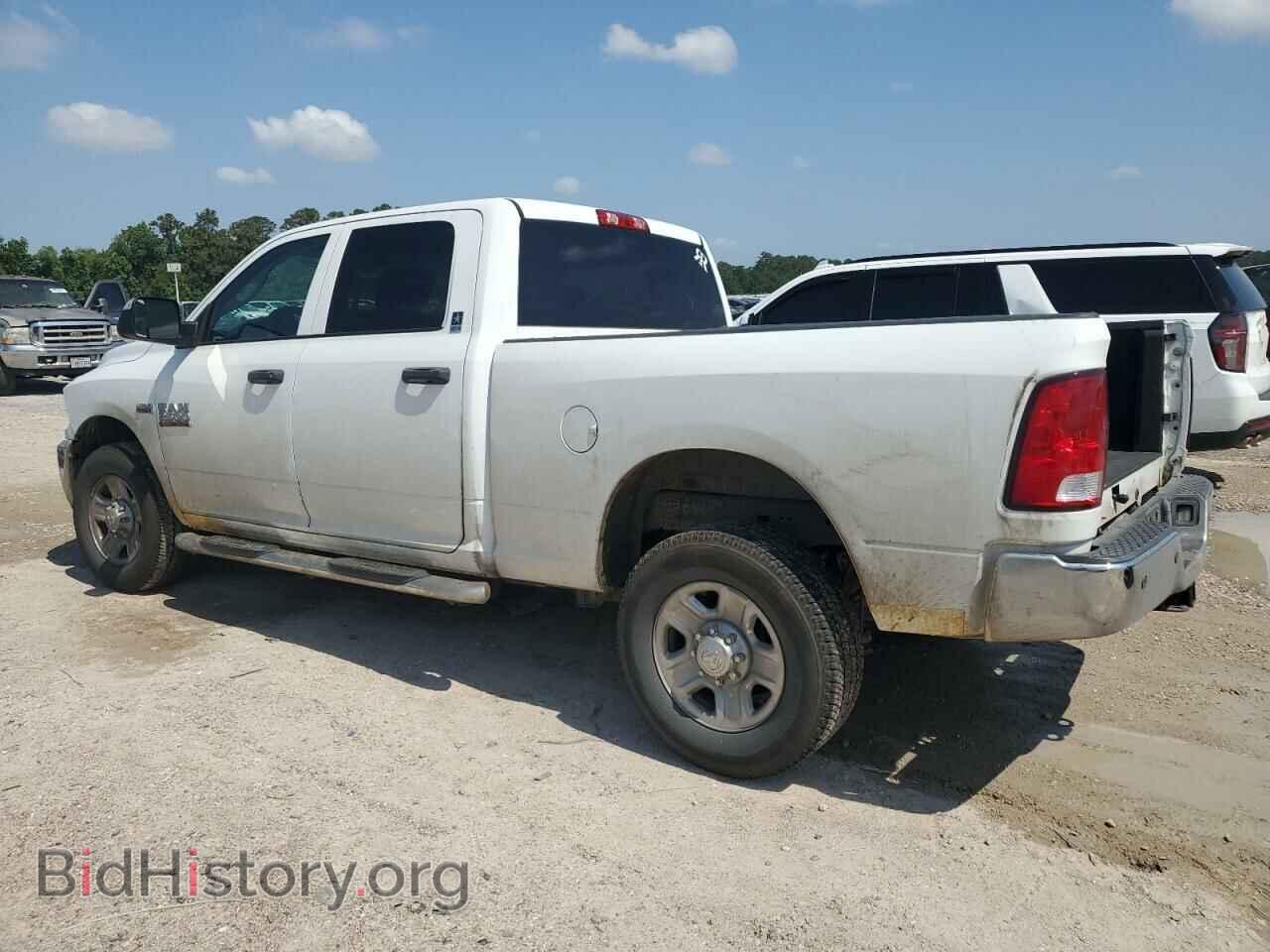 2018 RAM All Models - VIN: 3C6UR4CJ7JG215219 - Photo 2