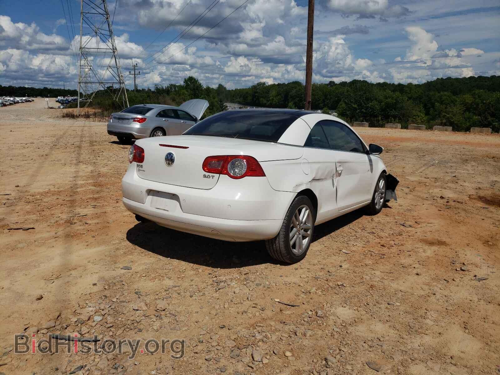 2009 VOLKSWAGEN EOS - VIN: WVWFA71F99V014658 - Фото 4