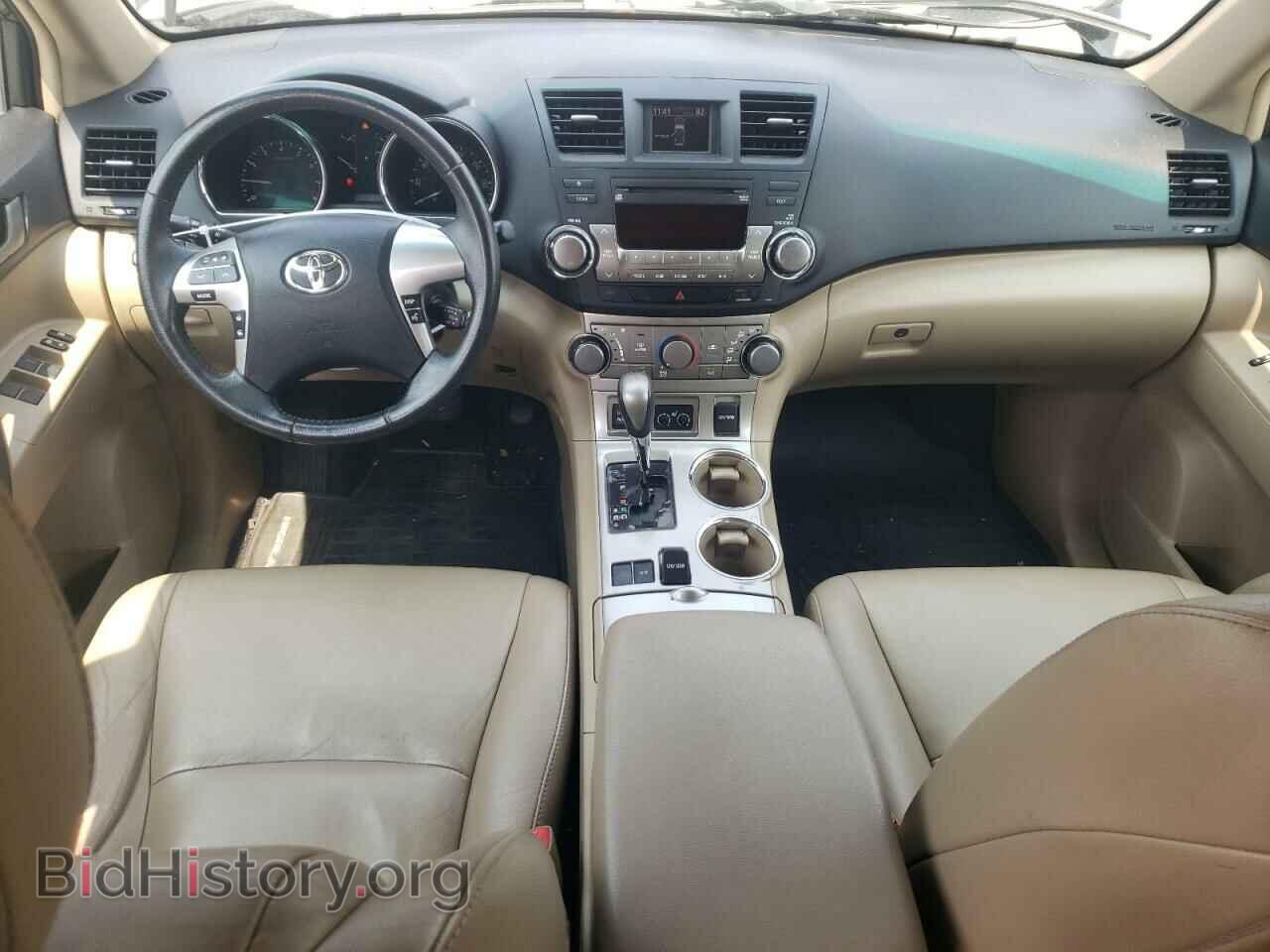 2011 TOYOTA HIGHLANDER - VIN: 5TDZA3EH2BS012543 - Фото 8