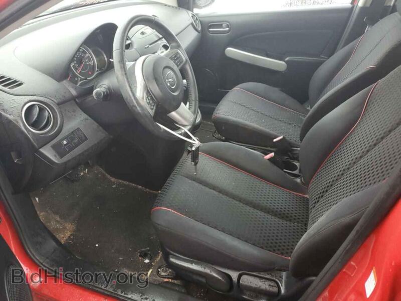 2011 Mazda 2 (VIN JM1DE1HY4B0129445) — фото 7 из 12