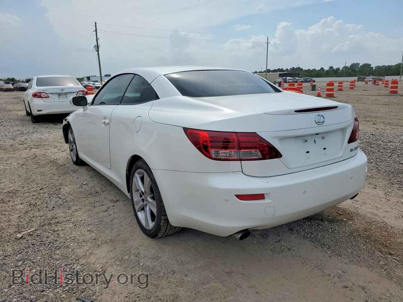 2012 LEXUS IS - VIN: JTHFE2C24C2508757 - Photo 2