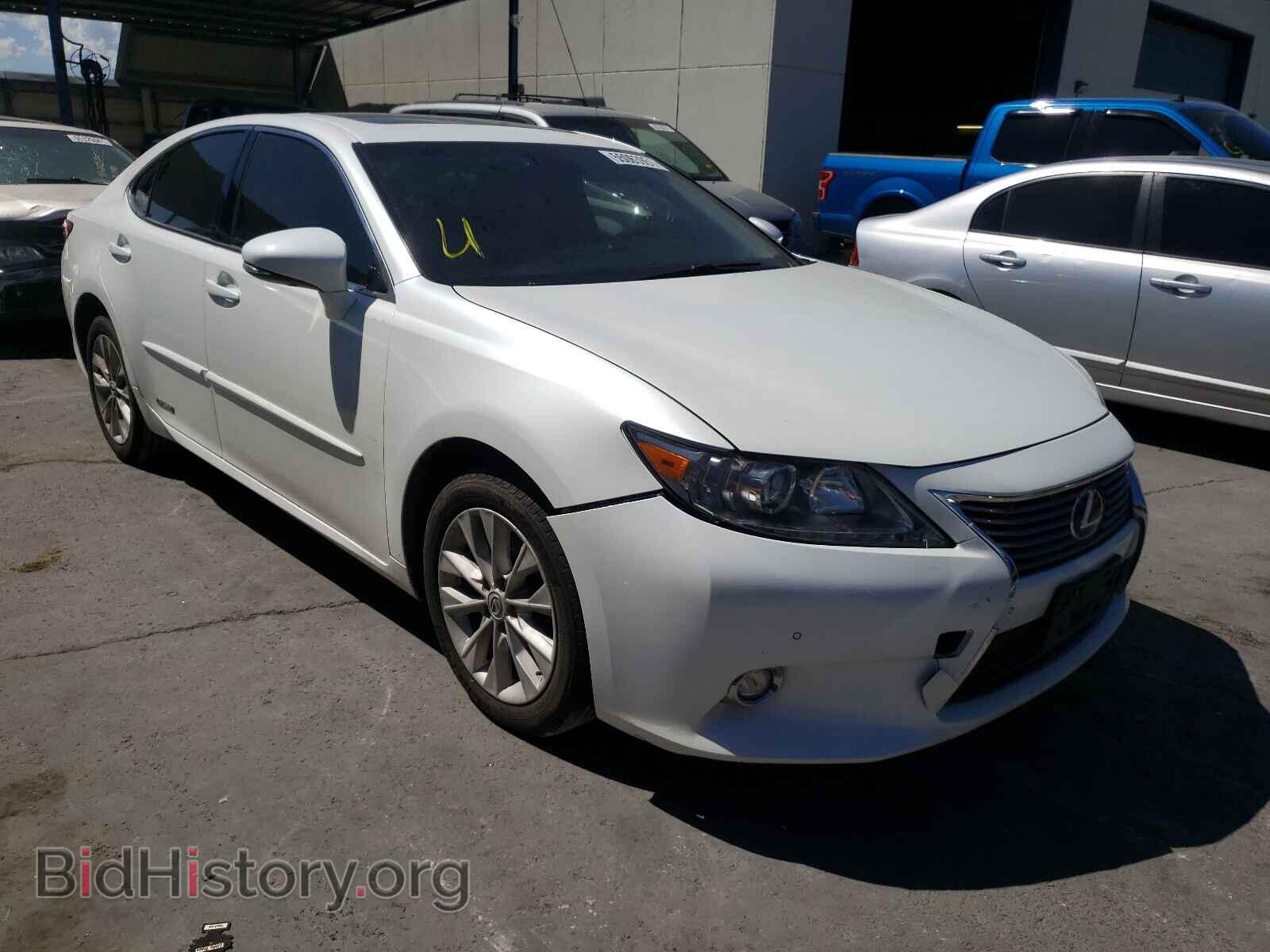 Фотография JTHBW1GG0E2066767 - LEXUS ES300 2014