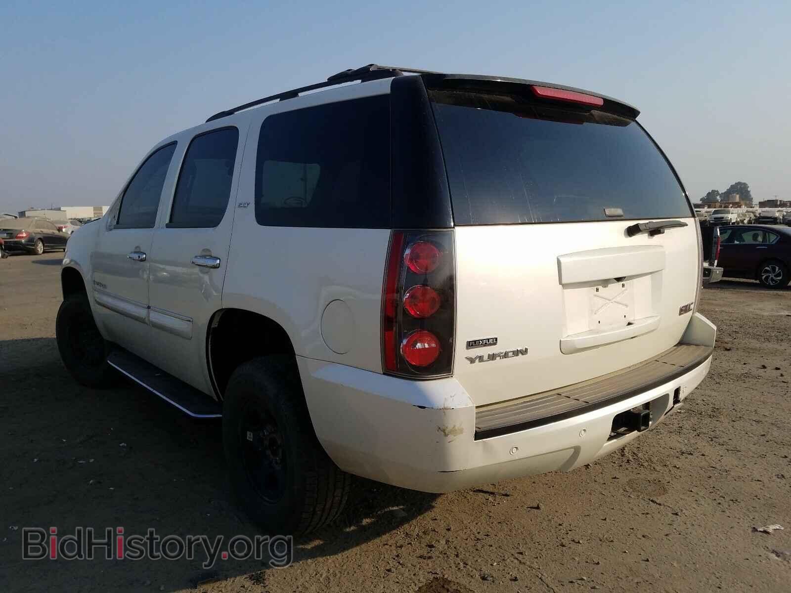 2008 GMC YUKON - VIN: 1GKFC130X8R207445 - Фото 3