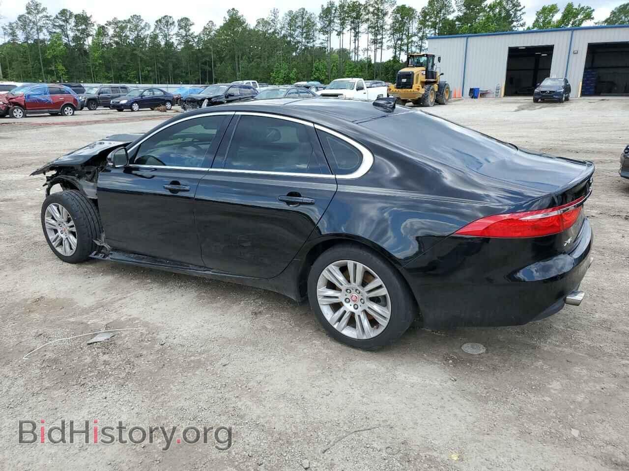 2017 JAGUAR XF - VIN: SAJBD4BV5HCY42325 - Фото 2