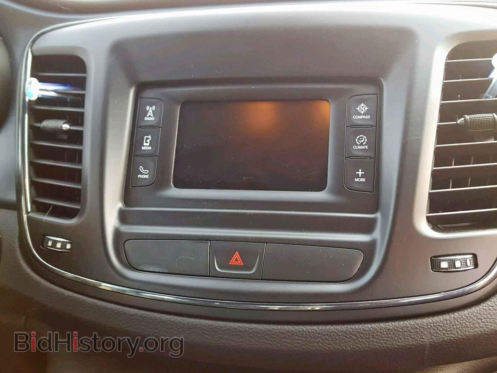 2015 CHRYSLER 200 - VIN: 1C3CCCBB5FN749834 - Фото 9