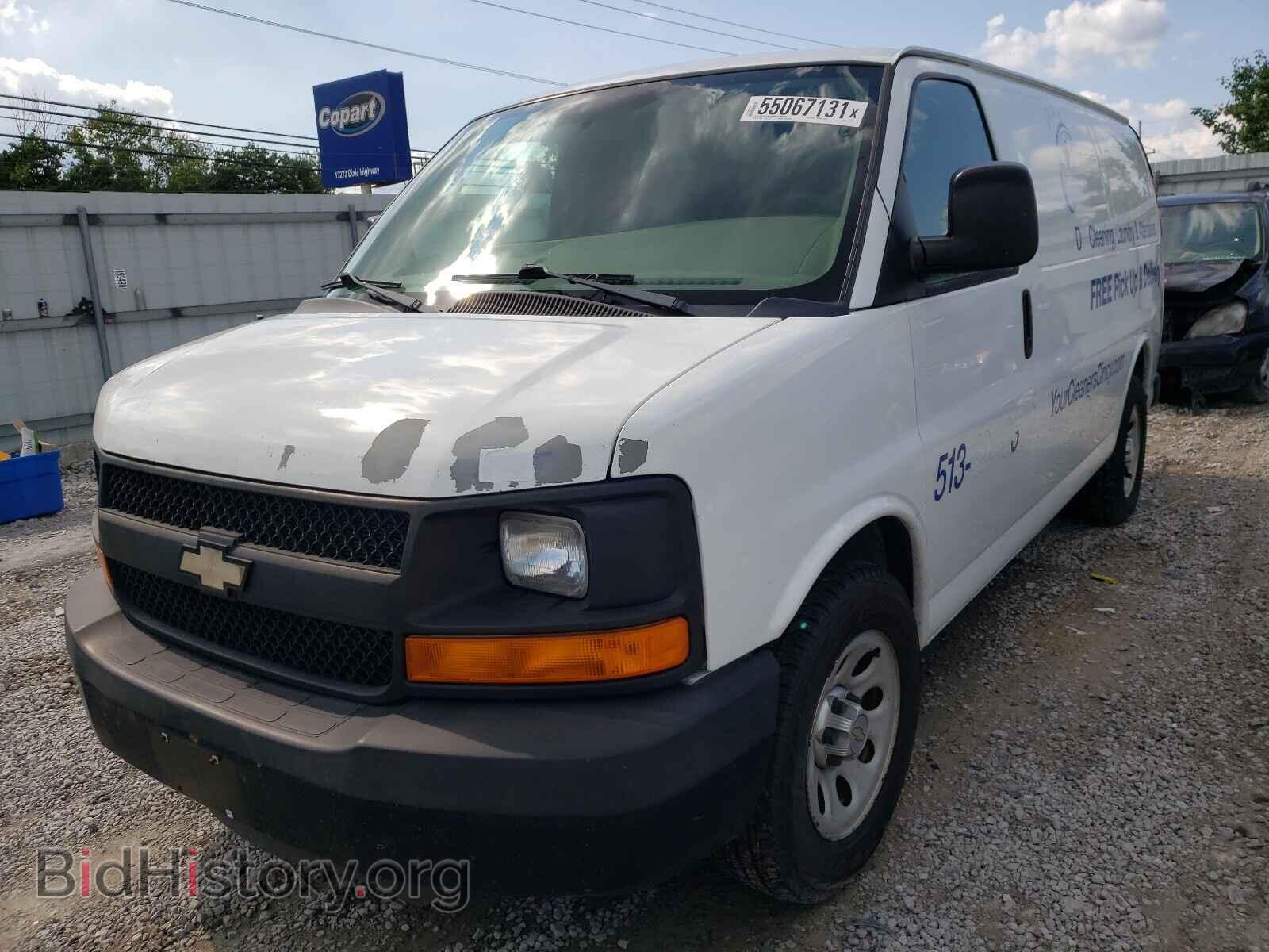 2011 CHEVROLET EXPRESS - VIN: 1GCSGAF49B1170570 - Фото 2