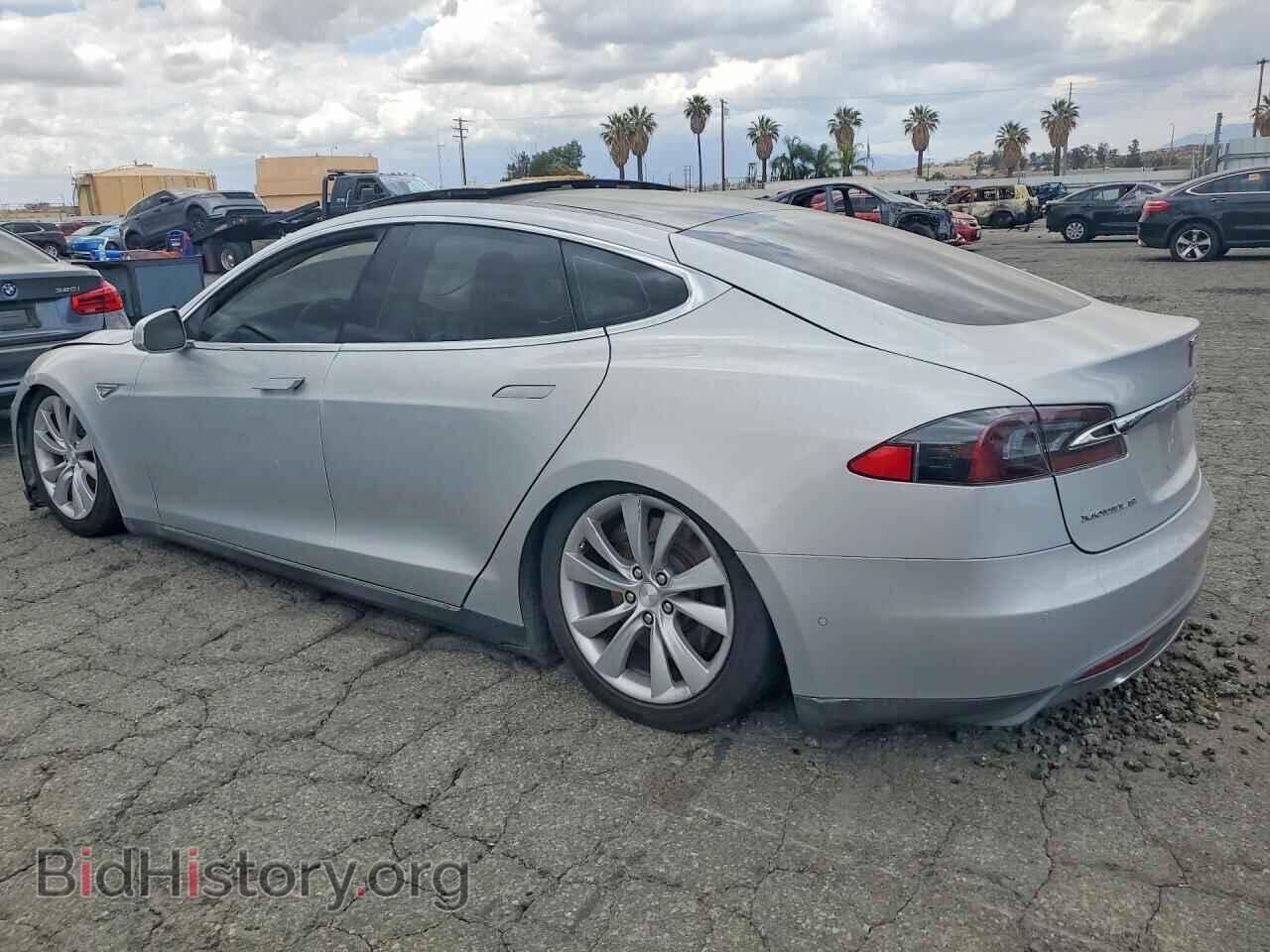 2014 TESLA MODEL S - VIN: 5YJSA1H1XEFP54167 - Photo 2