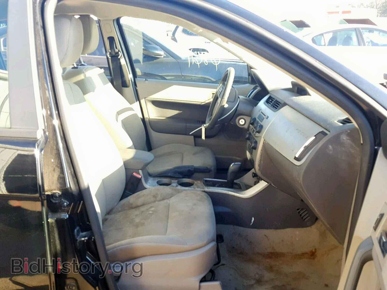 2008 FORD FOCUS - VIN: 1FAHP35N18W151951 - Photo 5
