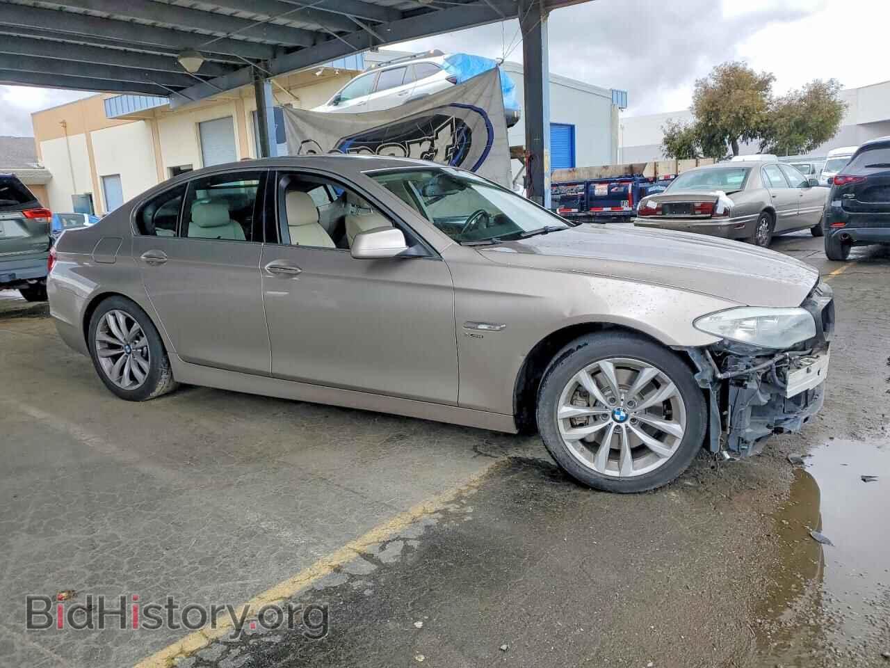 2011 BMW 5 SERIES - VIN: WBAFU7C55BC878357 - Фото 4
