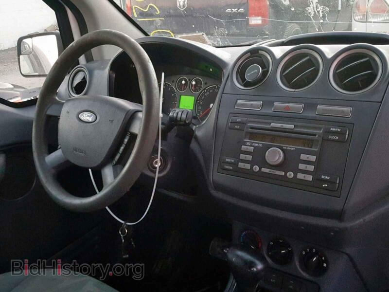 2011 Ford TRANSIT CO (VIN NM0LS7DN4BT048119) — фото 9 из 10