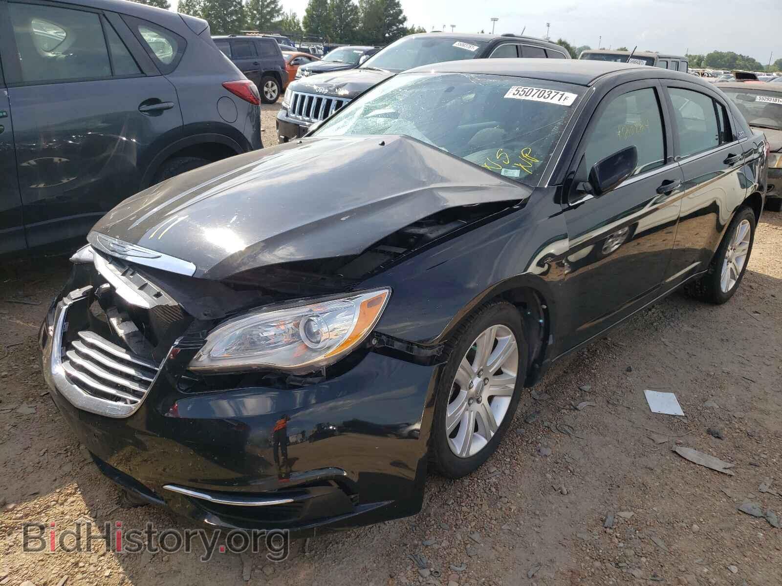 2012 CHRYSLER 200 - VIN: 1C3CCBAB8CN318606 - Фото 2