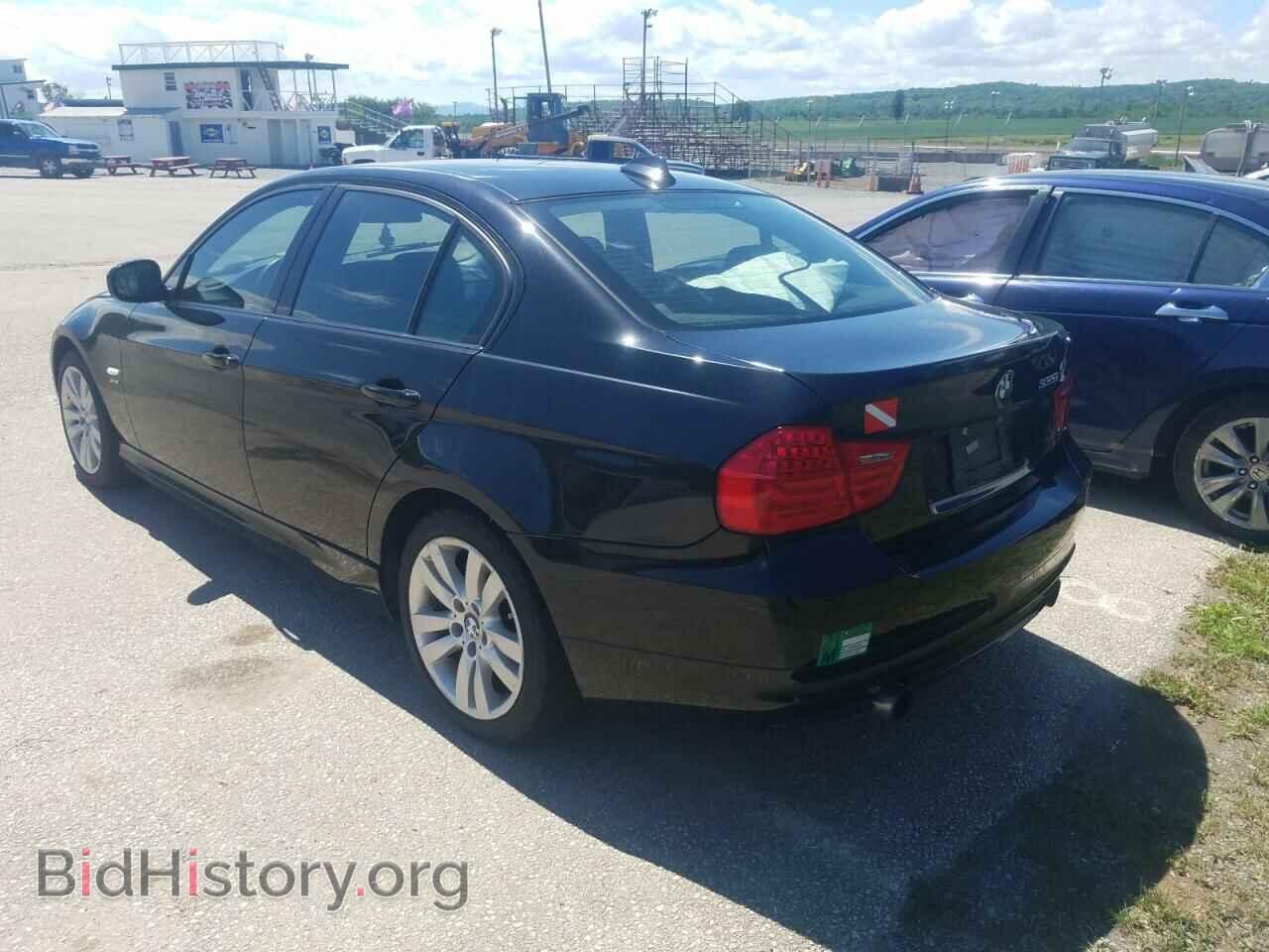 2011 BMW 3 SERIES - VIN: WBAPL5C57BA742741 - Фото 3