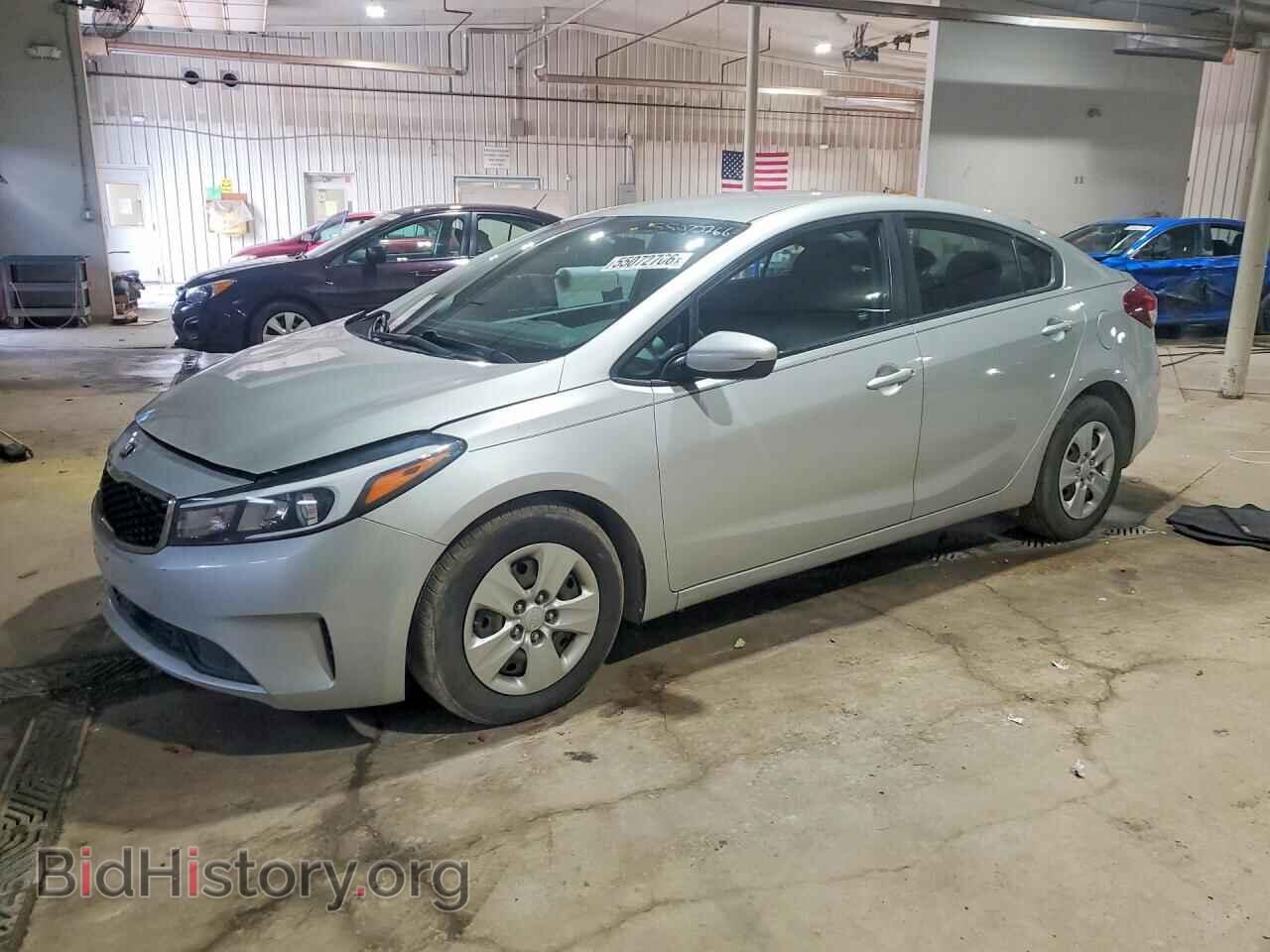 Фотография 3KPFK4A78HE028977 - KIA FORTE 2017