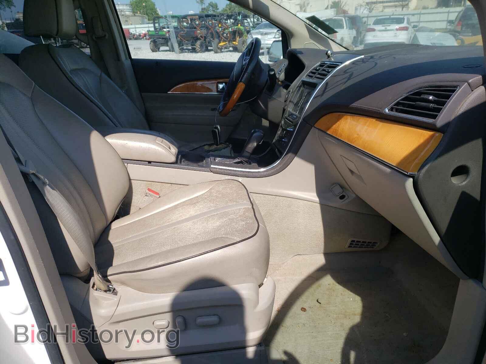 2011 LINCOLN MKX - VIN: 2LMDJ8JK0BBJ30827 - Фото 5