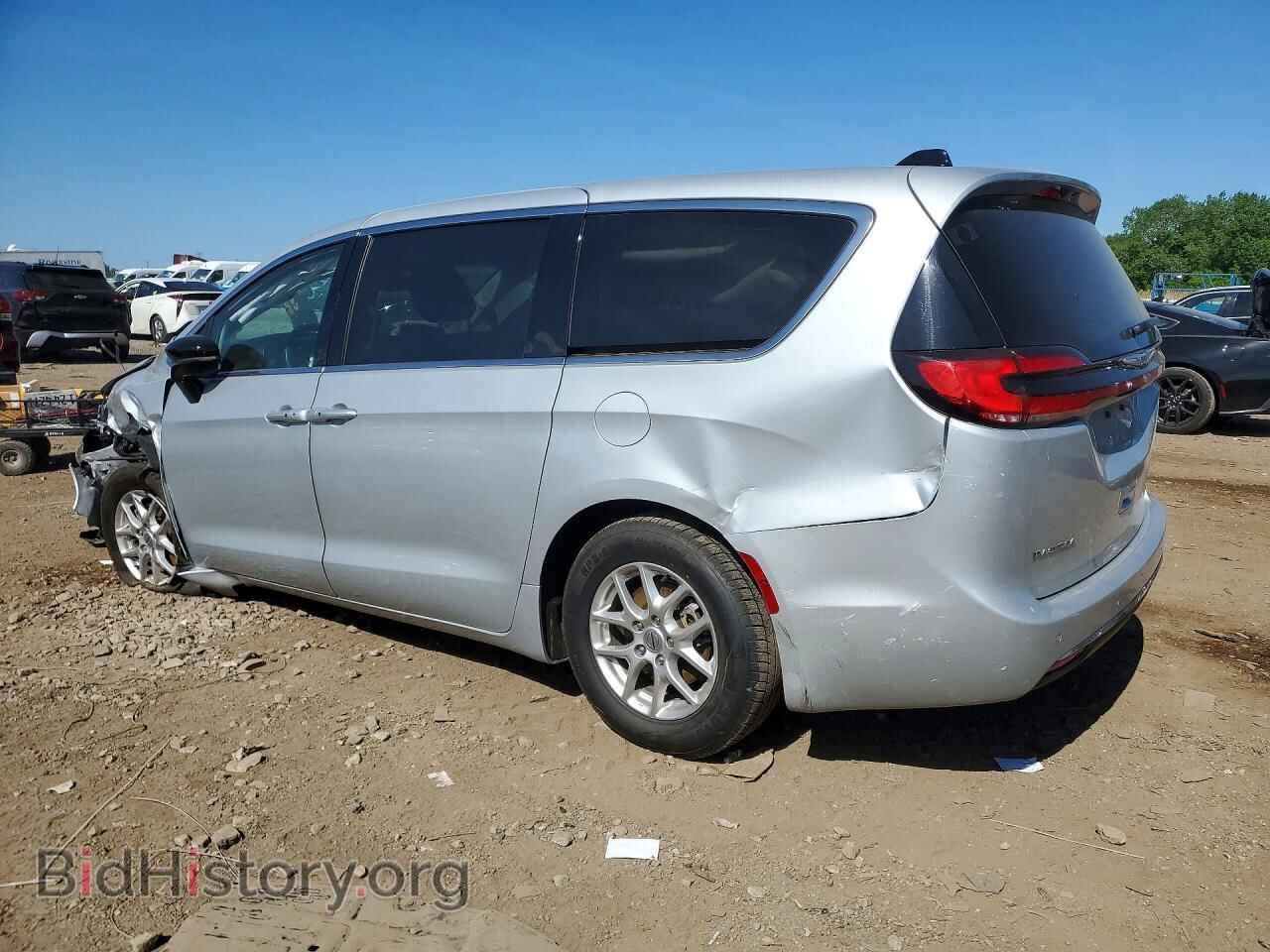 2024 CHRYSLER PACIFICA - VIN: 2C4RC1BG2RR155201 - Photo 2