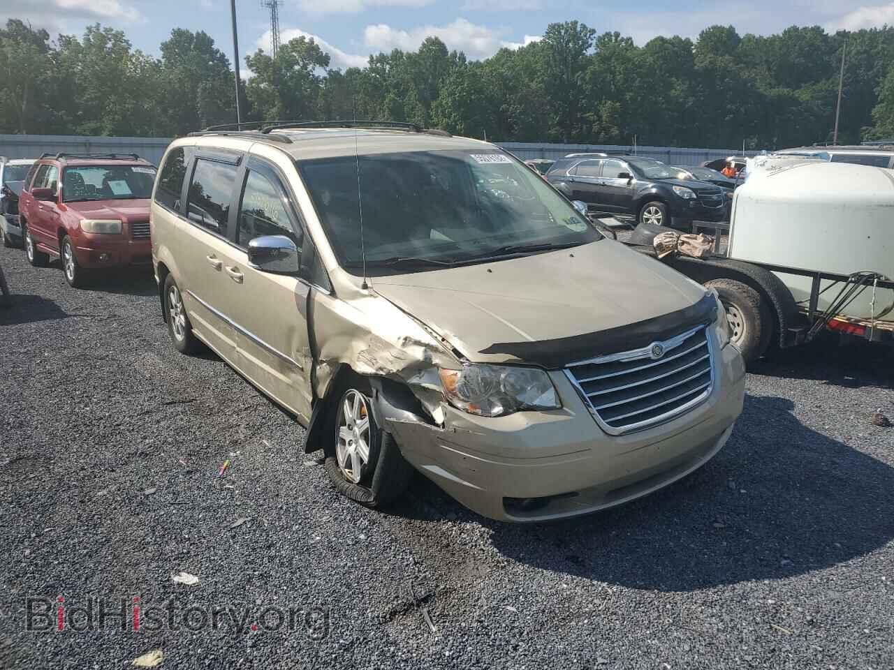 Photo 2A4RR8DX2AR375232 - CHRYSLER MINIVAN 2010