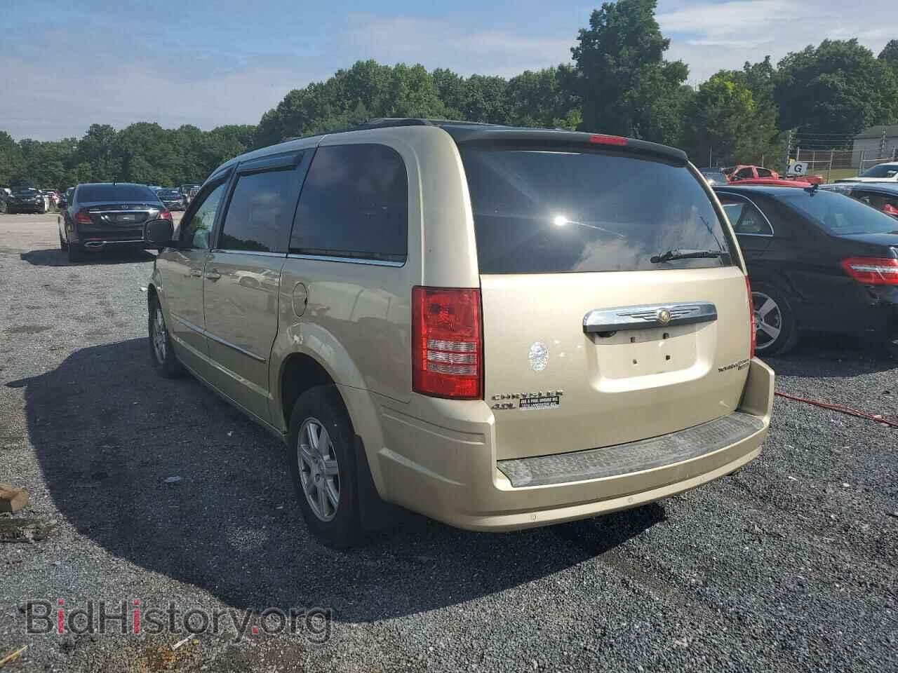 2010 CHRYSLER MINIVAN - VIN: 2A4RR8DX2AR375232 - Фото 3
