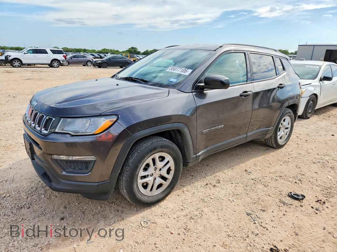 Фотография 3C4NJCAB2JT214948 - JEEP COMPASS 2018