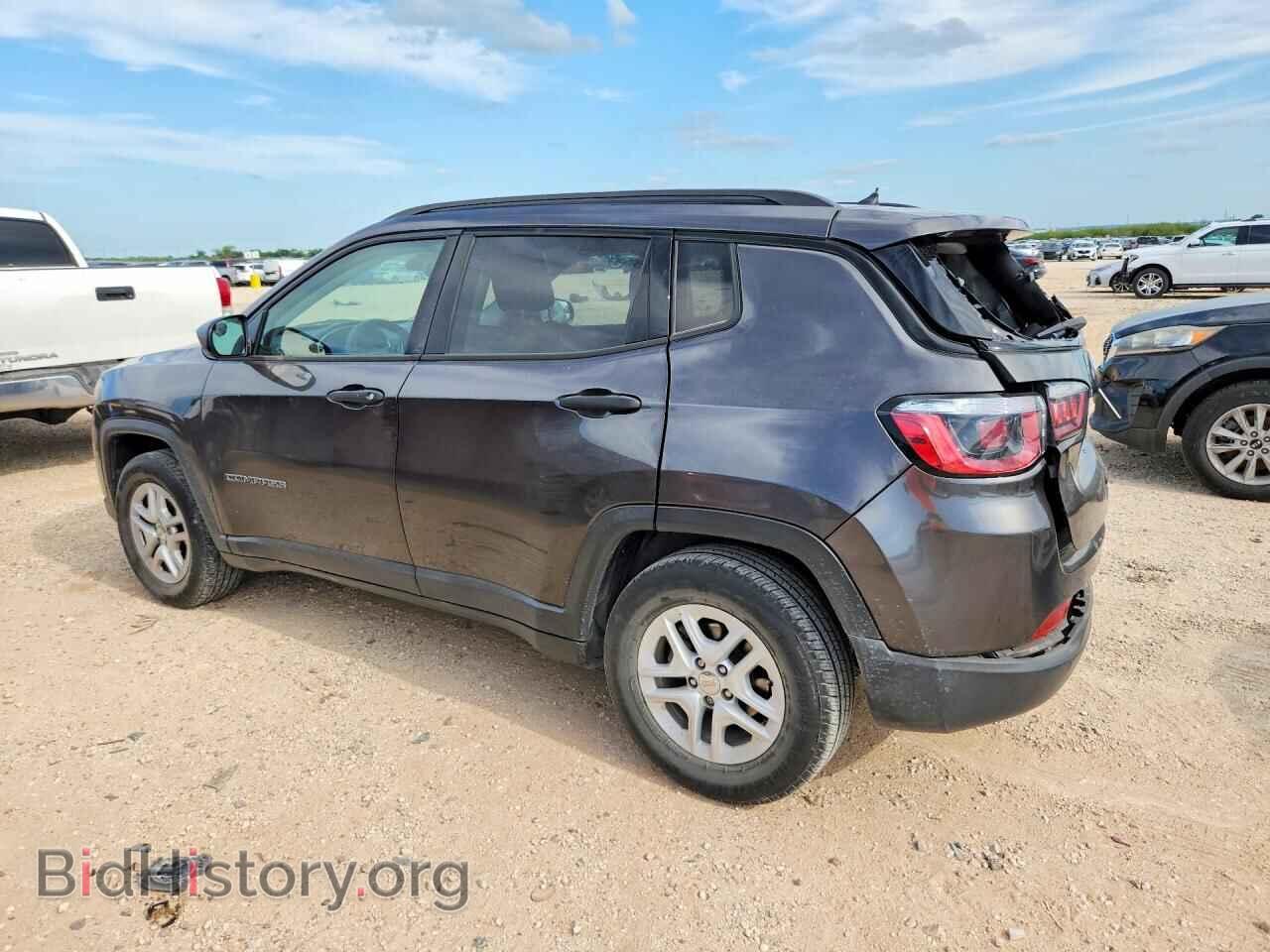 2018 JEEP COMPASS - VIN: 3C4NJCAB2JT214948 - Фото 2