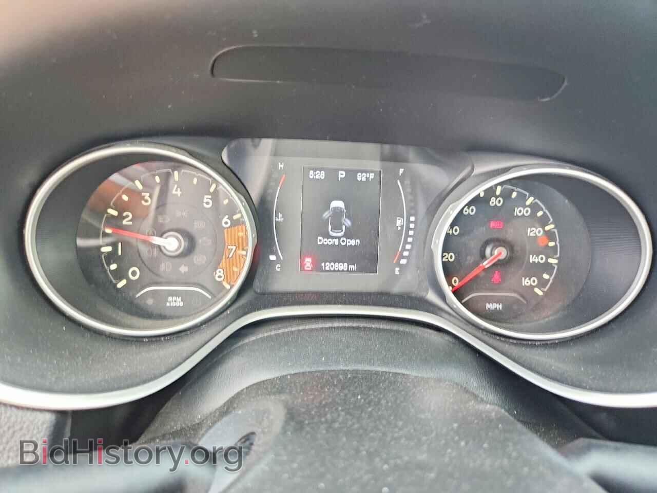 2018 JEEP COMPASS - VIN: 3C4NJCAB2JT214948 - Фото 9