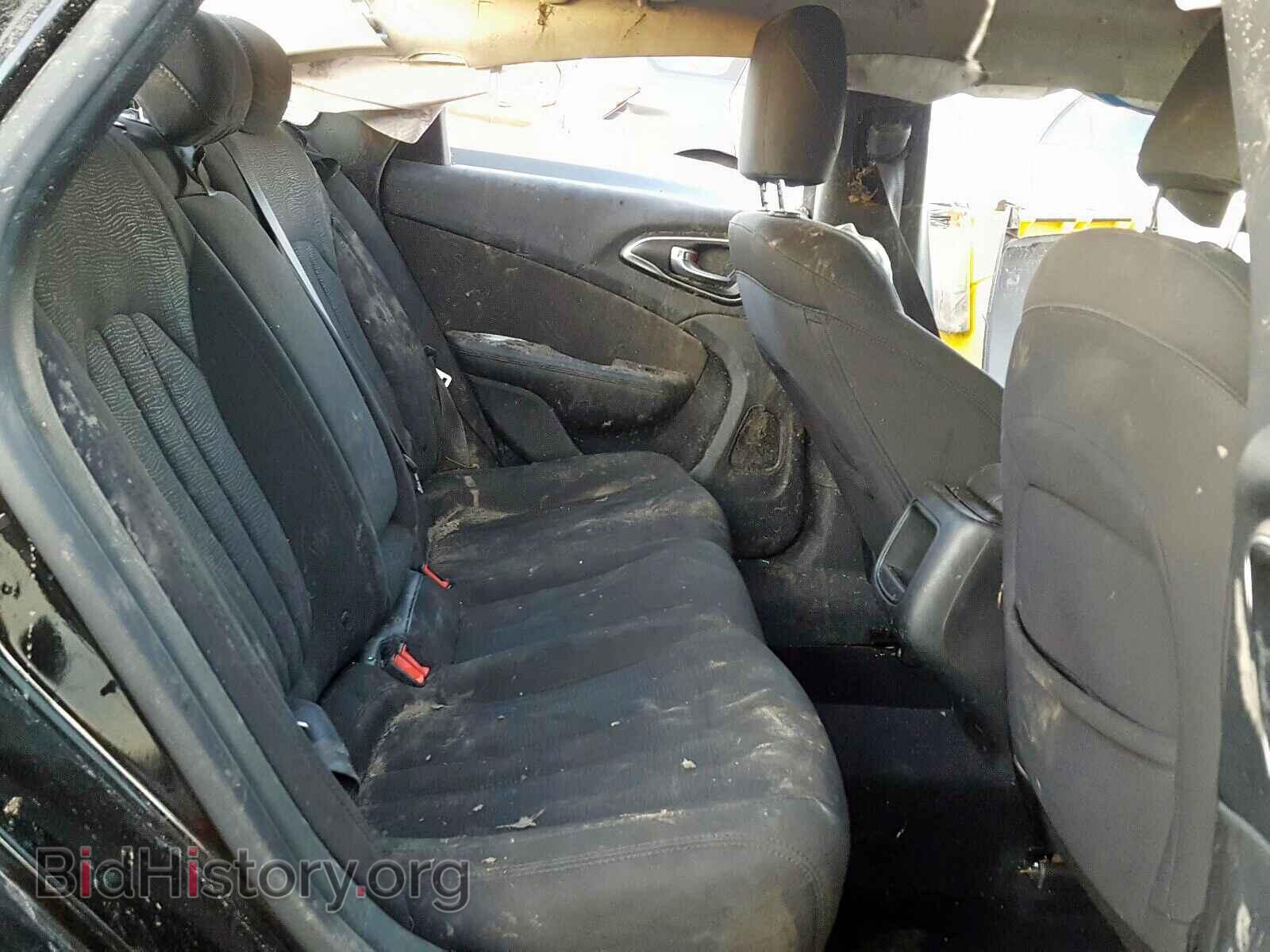 2016 CHRYSLER 200 - VIN: 1C3CCCAB6GN130582 - Фото 6